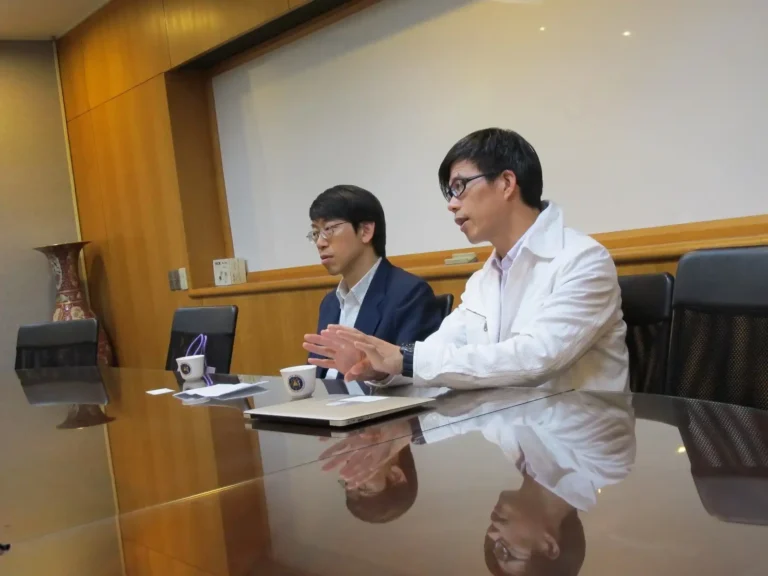 2015.03.23-03.25 2015年台大膜蛋白特聘研究講座駐校研究講學活動 Prof