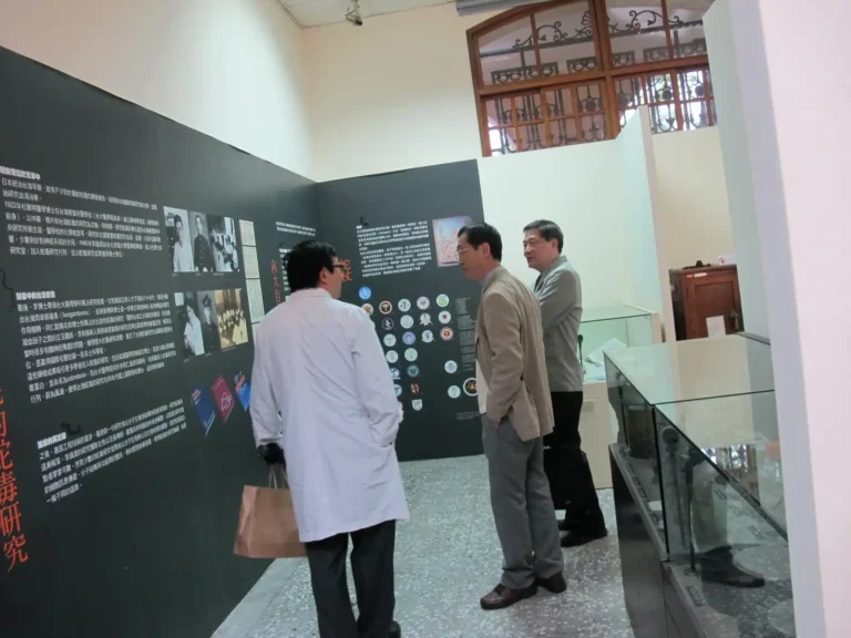 2015.03.23-03.25 2015年台大膜蛋白特聘研究講座駐校研究講學活動 Prof