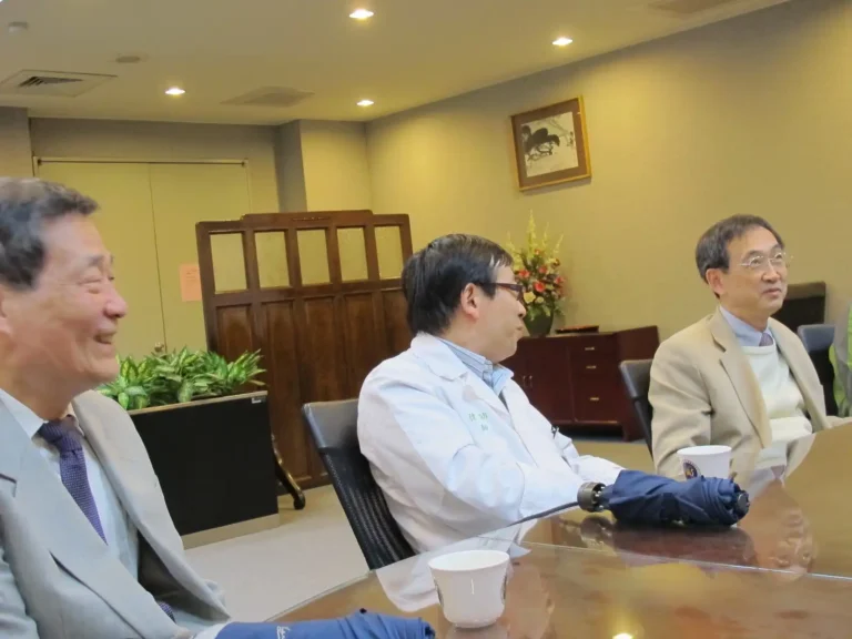 2015.03.23-03.25 2015年台大膜蛋白特聘研究講座駐校研究講學活動 Prof