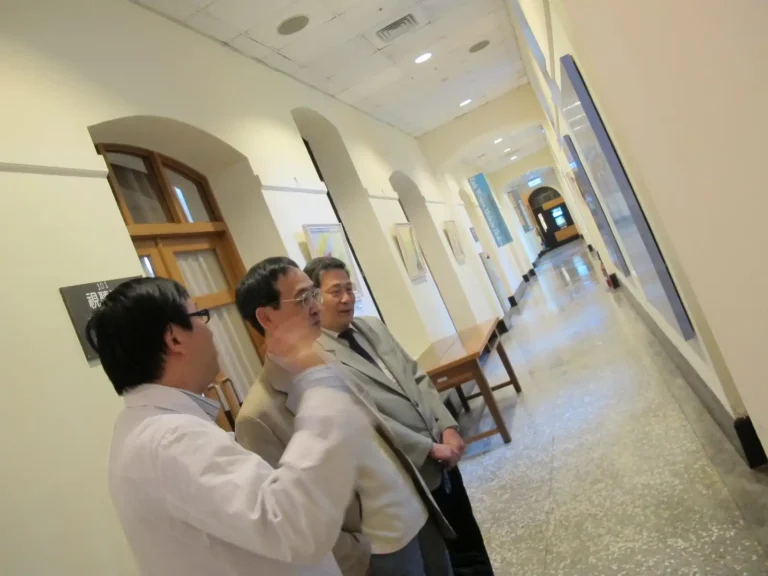 2015.03.23-03.25 2015年台大膜蛋白特聘研究講座駐校研究講學活動 Prof
