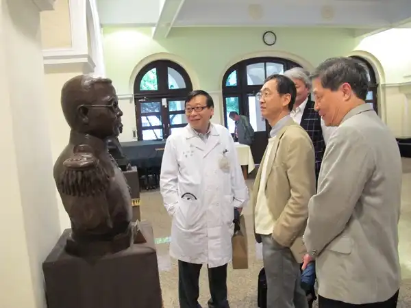 2015.03.23-03.25 2015年台大膜蛋白特聘研究講座駐校研究講學活動 Prof