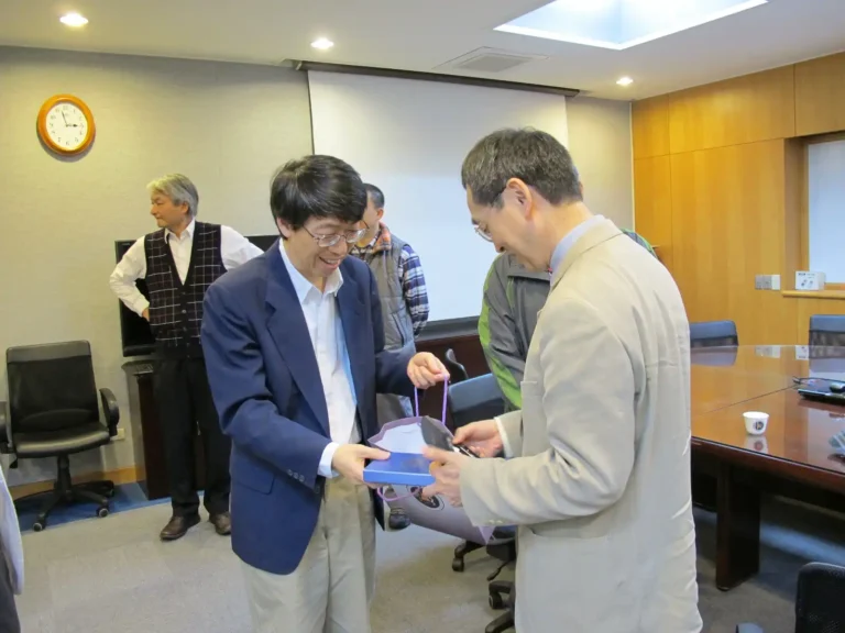 2015.03.23-03.25 2015年台大膜蛋白特聘研究講座駐校研究講學活動 Prof