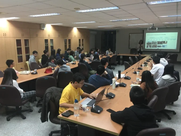 2019.12.23 NTUCDBRM Seminar-UK IQVIA- Dr