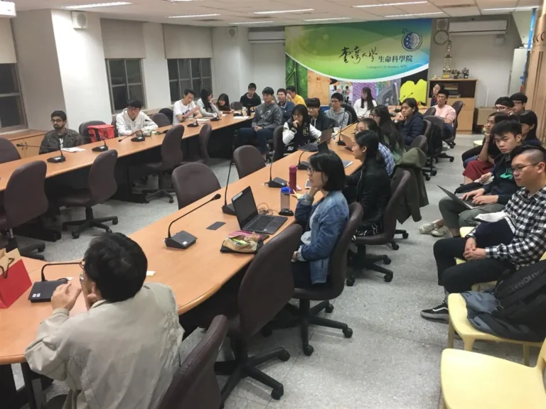 2019.12.23 NTUCDBRM Seminar-UK IQVIA- Dr