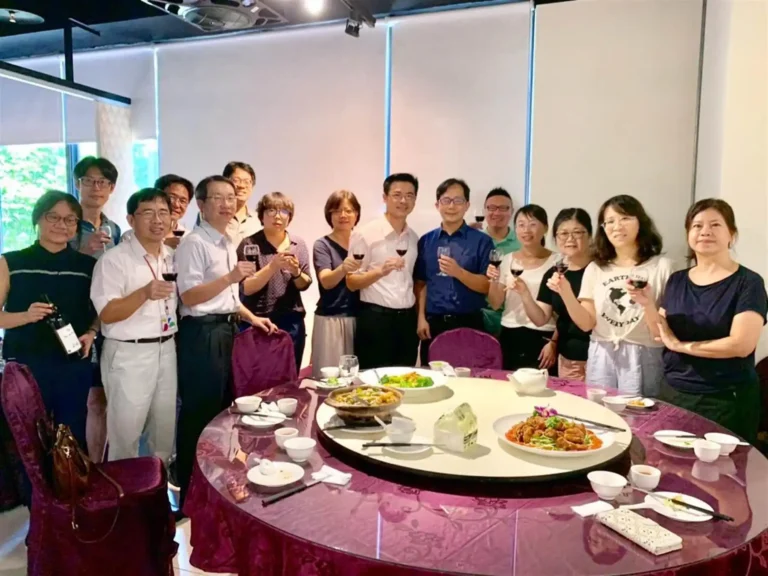 林頌然副主任研究成果榮登國際頂尖CELL期刊慶祝餐會_1